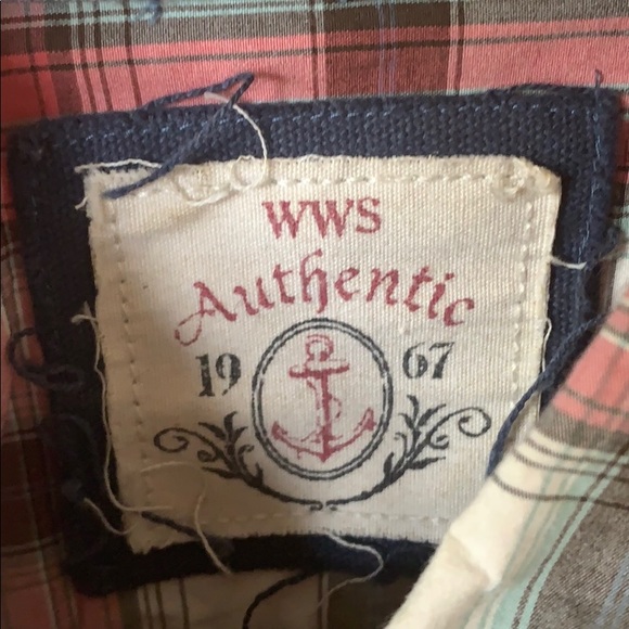 Ladies button down - Picture 2 of 5